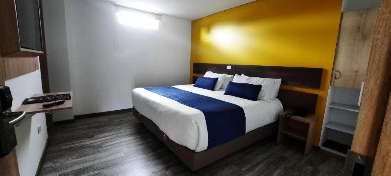 Hm Hotel Expo Inn Богота Экстерьер фото